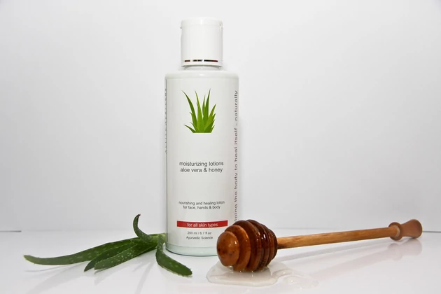 Aloe vera & méz hidratáló testápoló tej